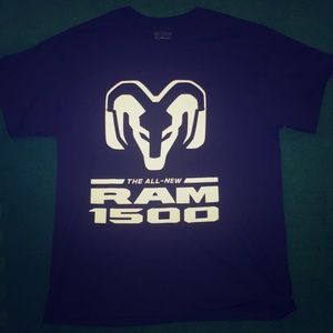 Ram 1500 navy blue LARGE T-shirt